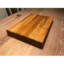 "Butchers Dream" Schneidebrett, Hackbrett mit umlaufender Fase, verleimt, Eiche, 45 x 30 x 5,5cm